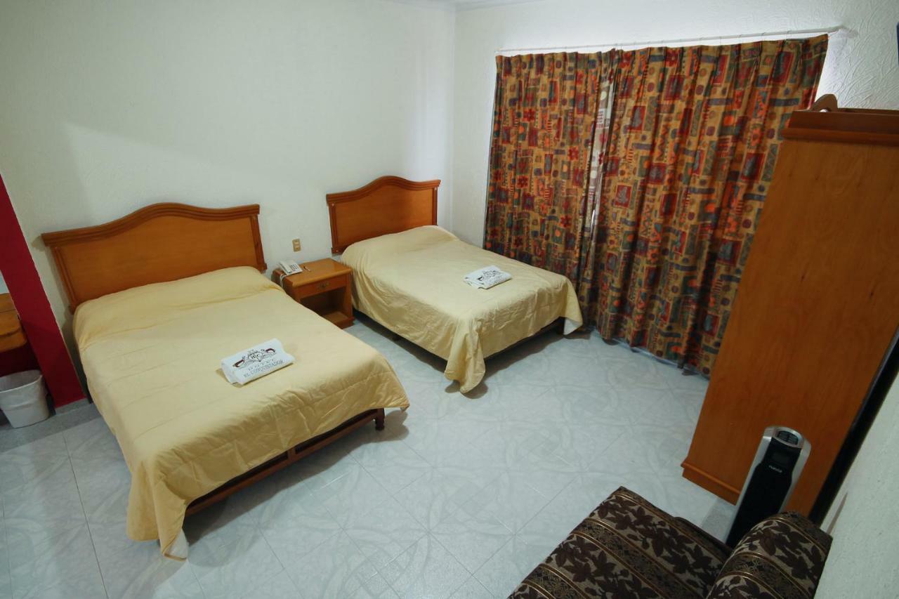Hotel El Conquistador Monarca. Zitácuaro Dış mekan fotoğraf