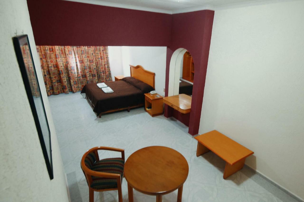 Hotel El Conquistador Monarca. Zitácuaro Dış mekan fotoğraf