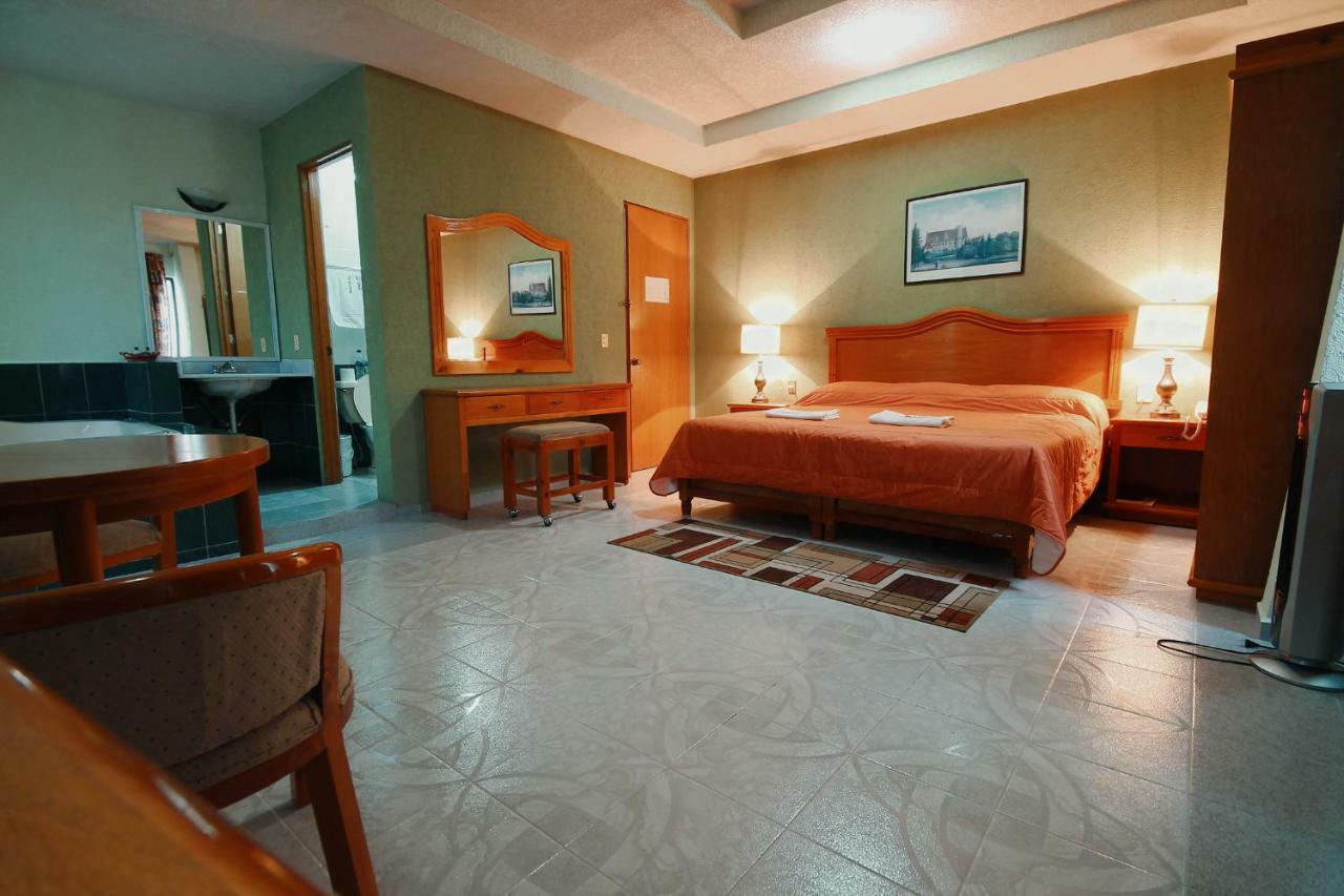 Hotel El Conquistador Monarca. Zitácuaro Dış mekan fotoğraf