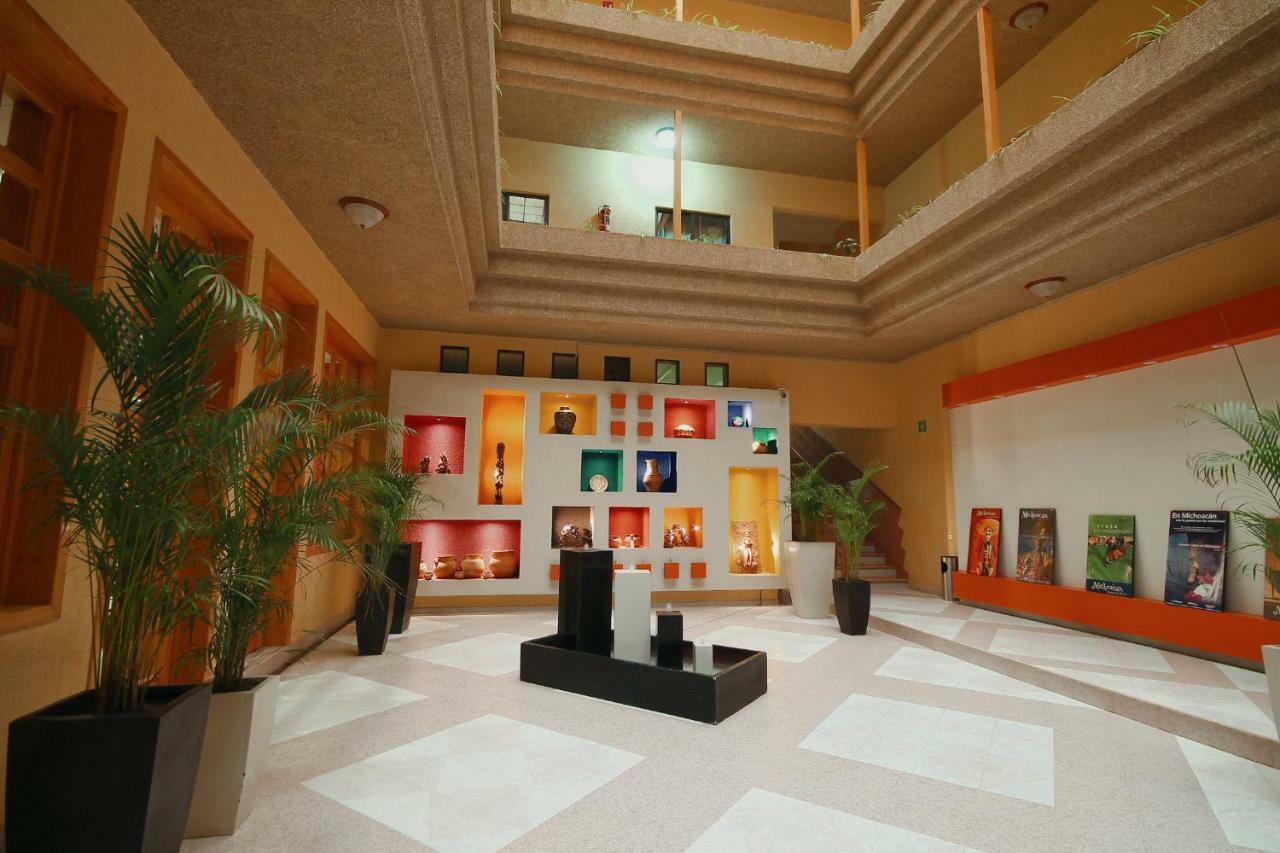 Hotel El Conquistador Monarca. Zitácuaro Dış mekan fotoğraf