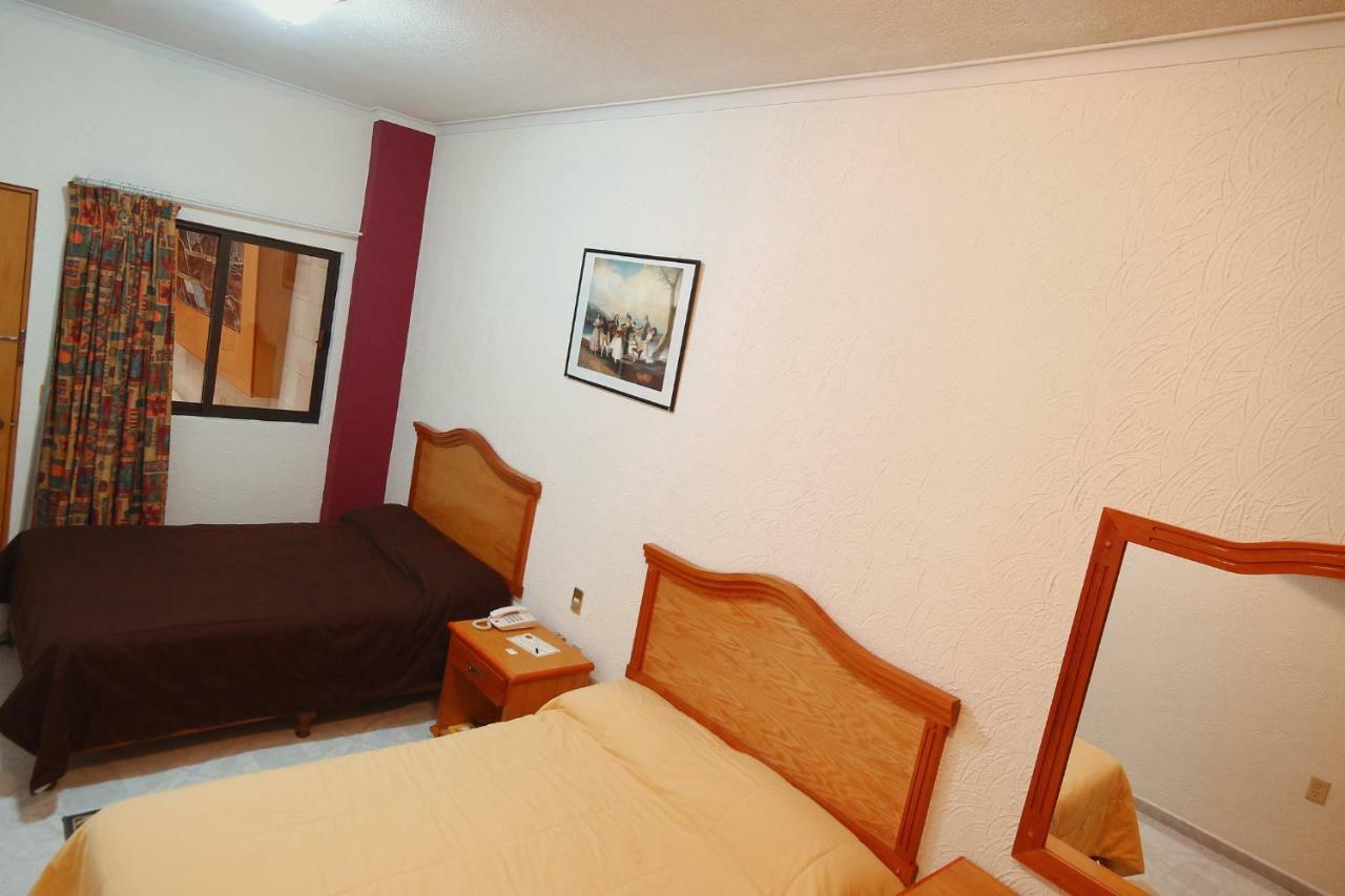 Hotel El Conquistador Monarca. Zitácuaro Dış mekan fotoğraf