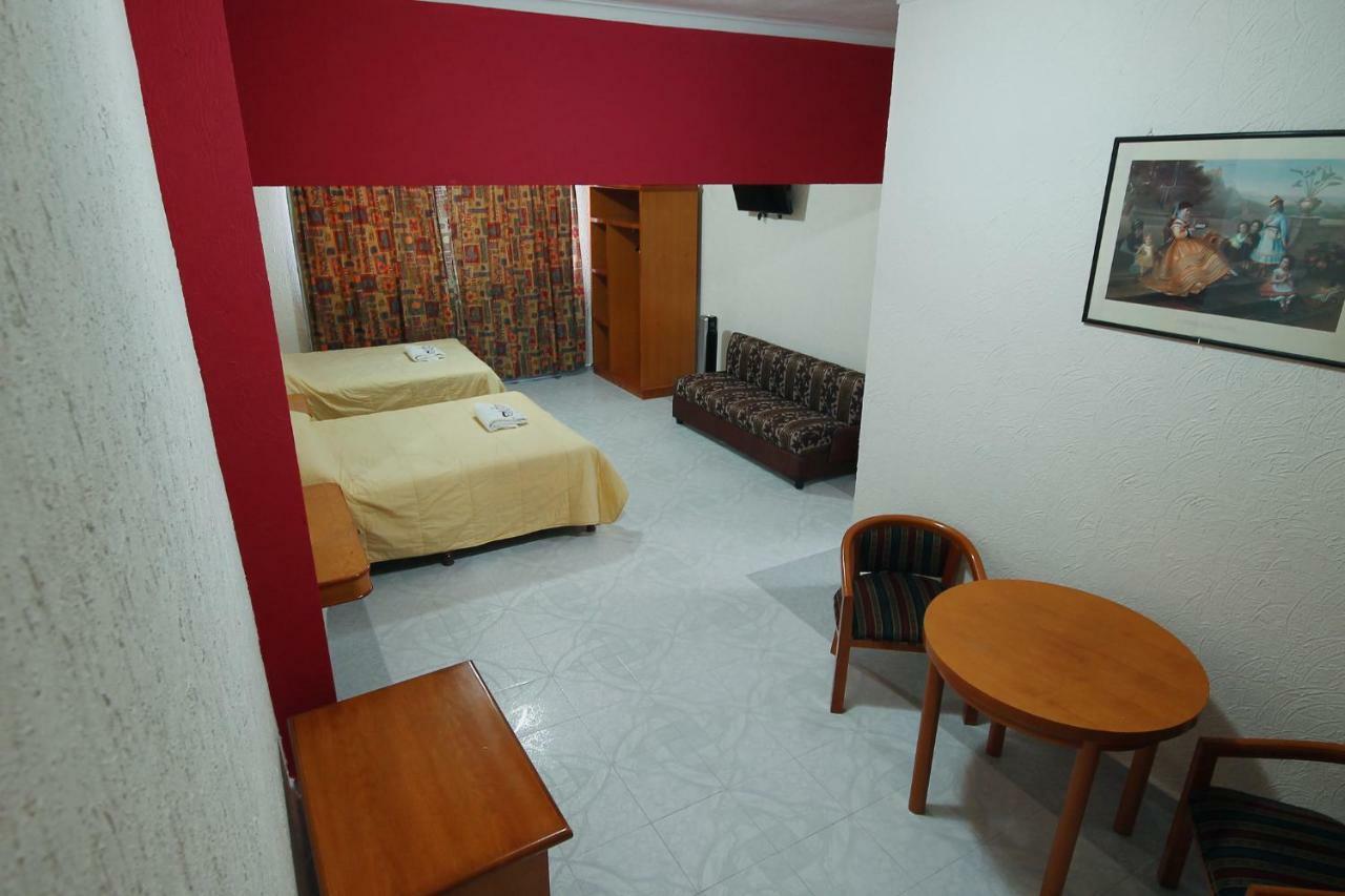 Hotel El Conquistador Monarca. Zitácuaro Dış mekan fotoğraf