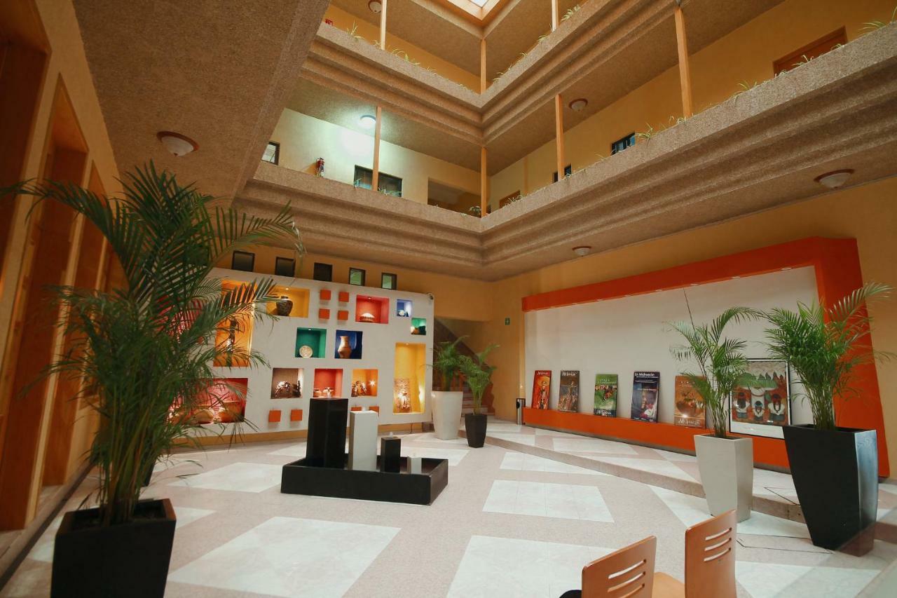 Hotel El Conquistador Monarca. Zitácuaro Dış mekan fotoğraf